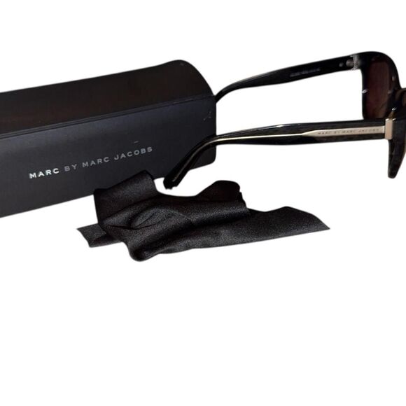 Marc-by-marc-jacobs Women's Black and Brown Sunglasses - Picture 1 of 3